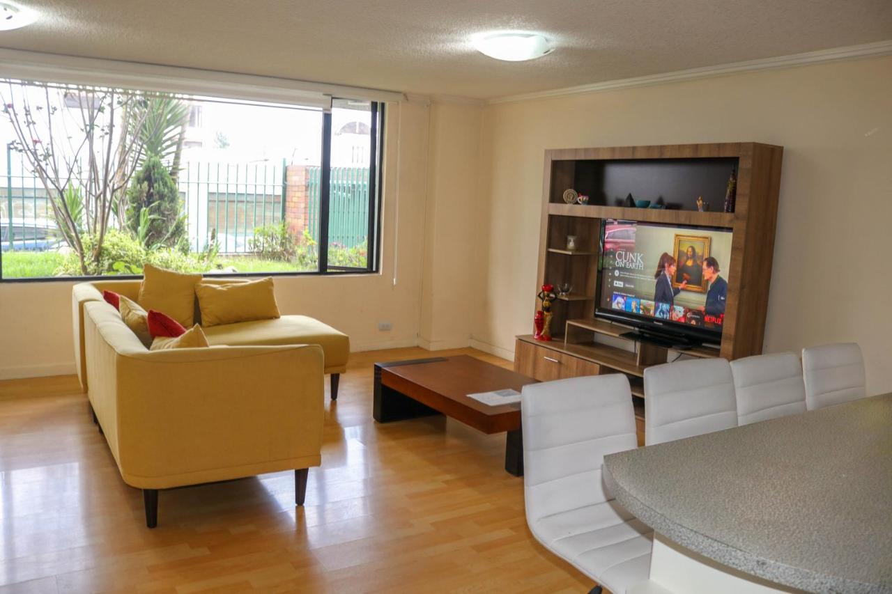 קיטו Vanilla Suite - Great Location - Financial Zone מראה חיצוני תמונה